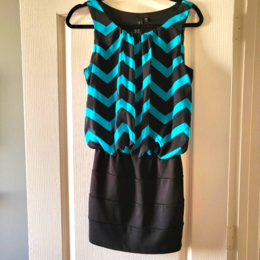 Trixxi Chevron Print Mini Dress Size Small